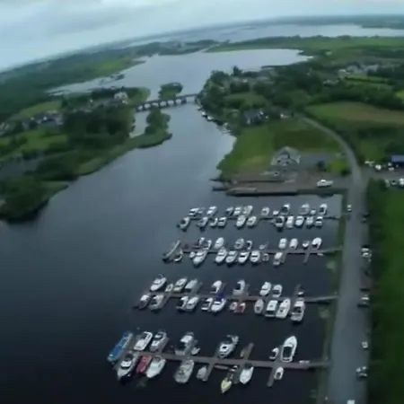 Apartment Riverside Marina *