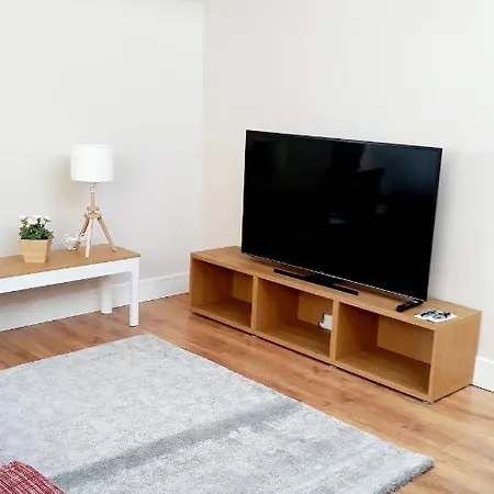 Apartamento Riverside Marina Lanesborough