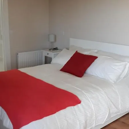 Riverside Marina Apartment Lanesborough