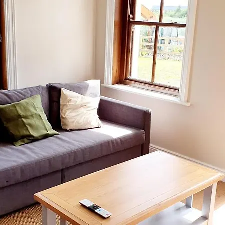 Riverside Marina * Lanesborough