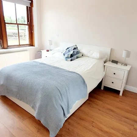 Riverside Marina Lanesborough