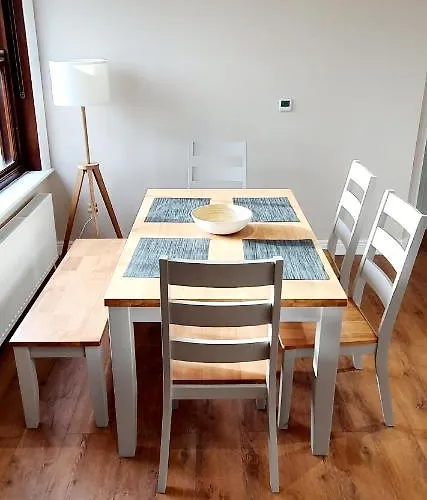 Apartman Riverside Marina Lanesborough