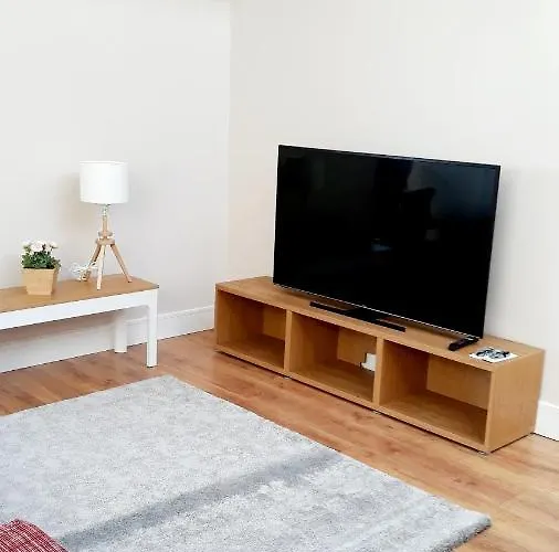 Apartman Riverside Marina Lanesborough